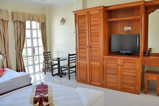 Deluxe Double (Twin Beds)